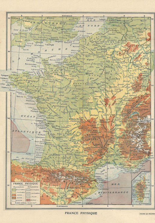 Carte de la France Physique Larousse 1925